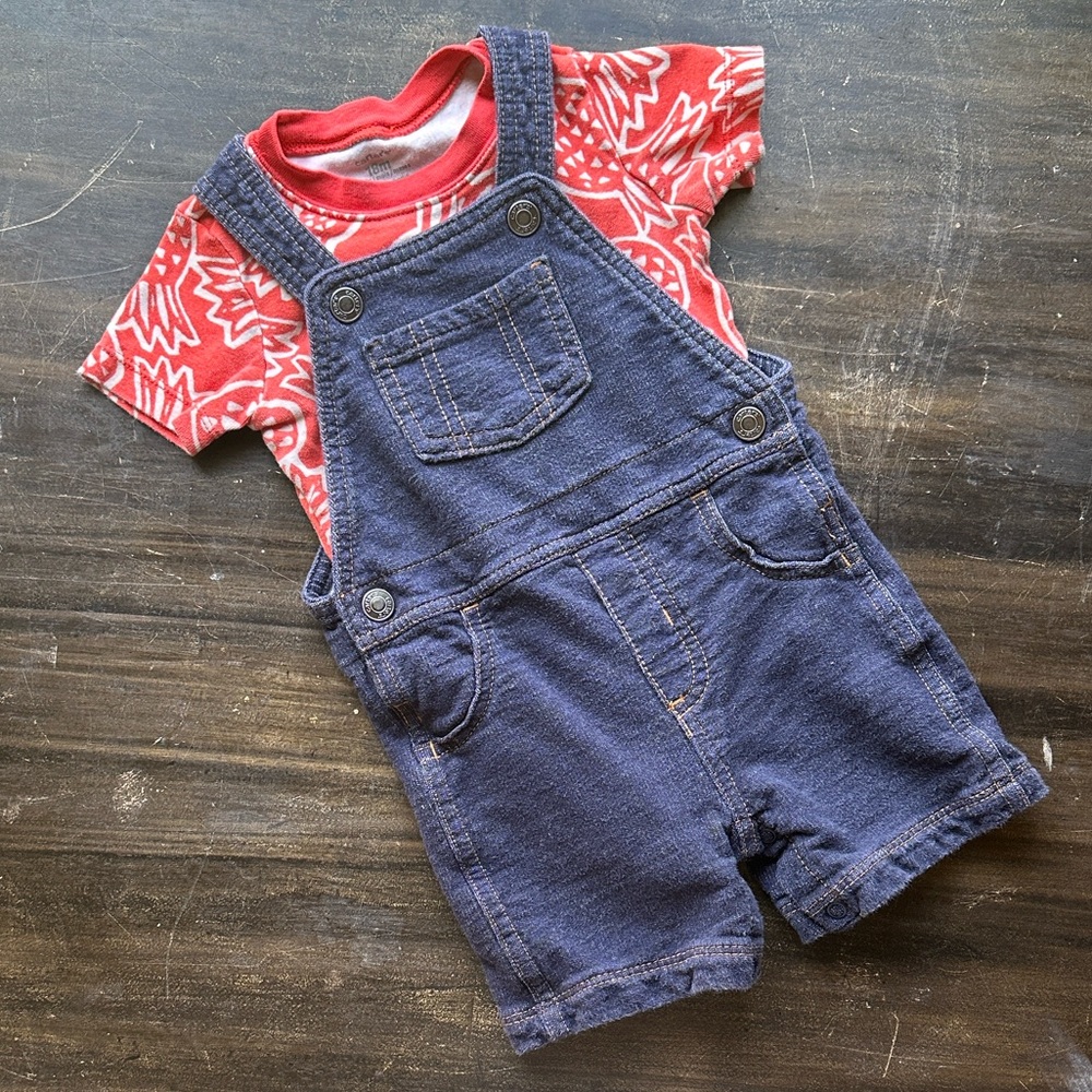 Carter’s Toddler Denim Overalls with Red short sleeves bodysuit - 18 months